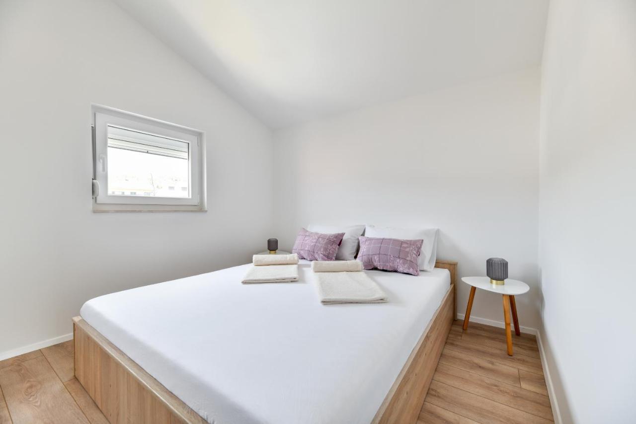 Modern Holiday Apartment "Libra" With Swimming Pool Posedarje Eksteriør bilde