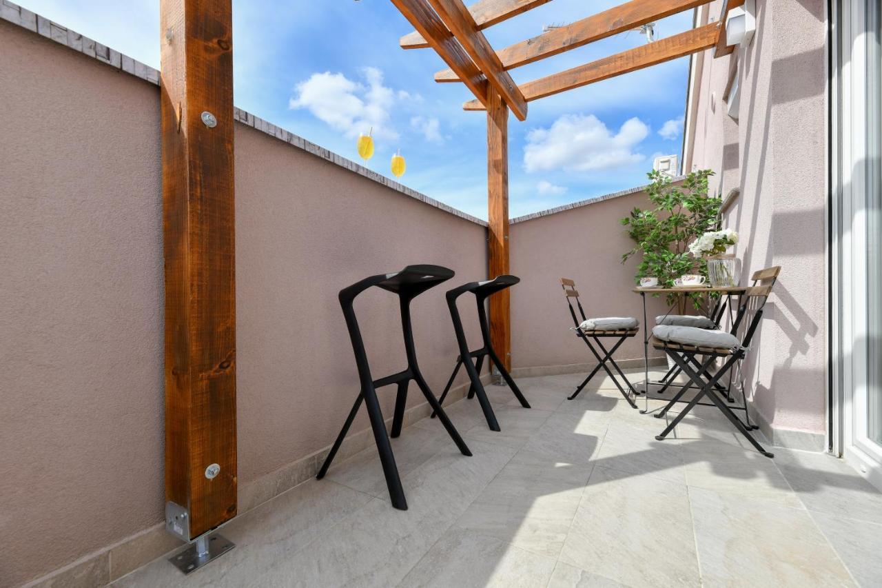 Modern Holiday Apartment "Libra" With Swimming Pool Posedarje Eksteriør bilde